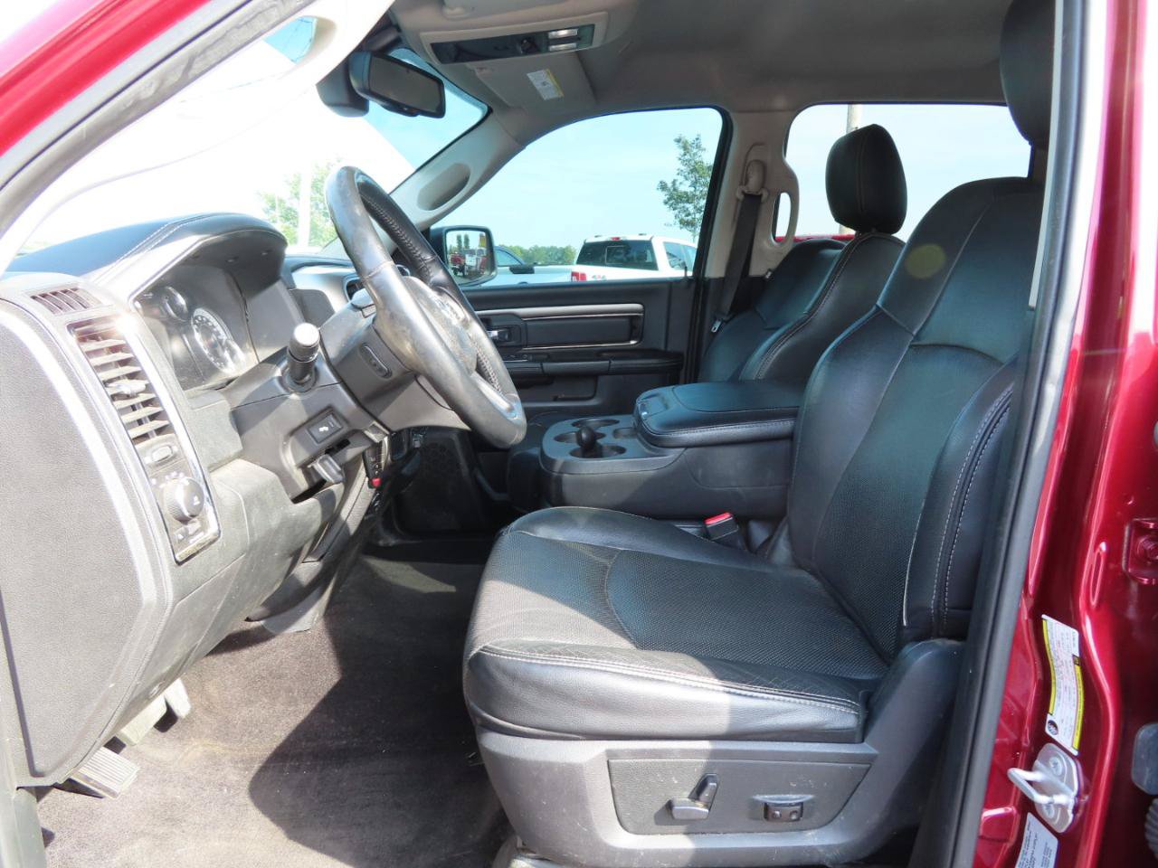 Used 2017 RAM 2500 Big Horn w/ Night Special Edition AWD/4WD image 27