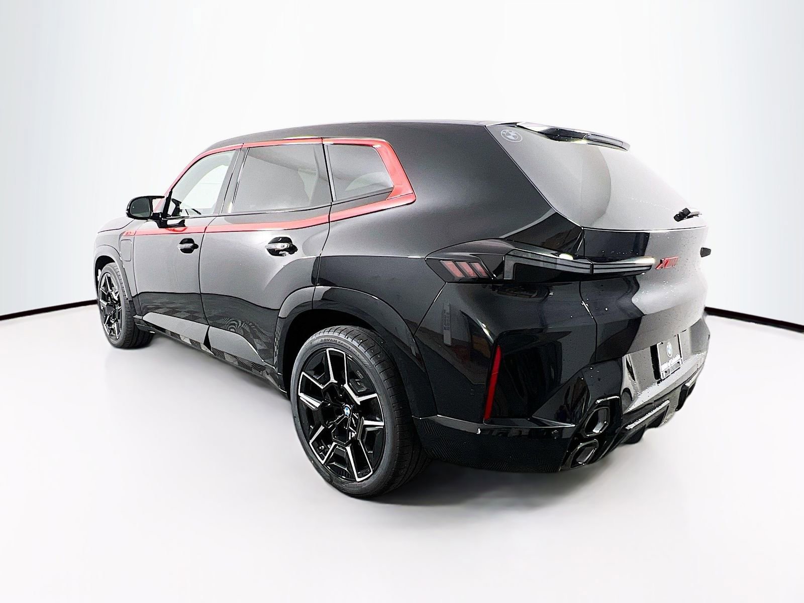 New 2026 BMW XM Label Red image 5