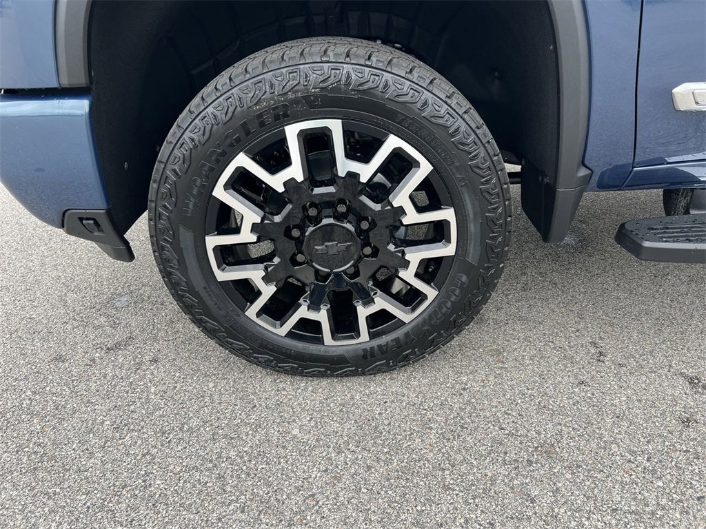 New 2025 Chevrolet Silverado 2500 High Country w/ Technology Package image 34