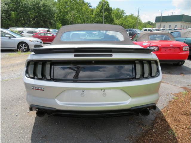 Used 2018 Ford Mustang Premium RWD image 16