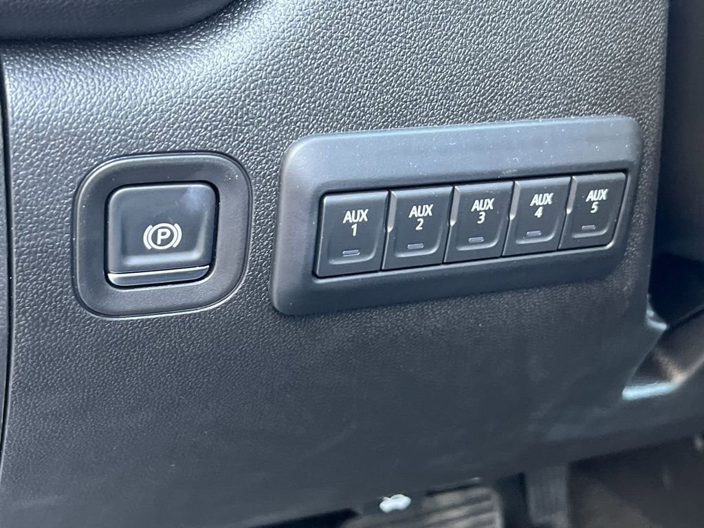 New 2025 Chevrolet Silverado 3500 W/T w/ WT Convenience Package image 33