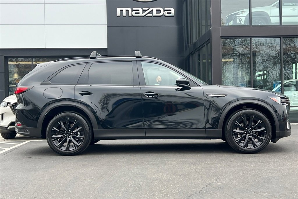New 2026 MAZDA CX-90 Plug-In Hybrid w/Premium Sport image 4