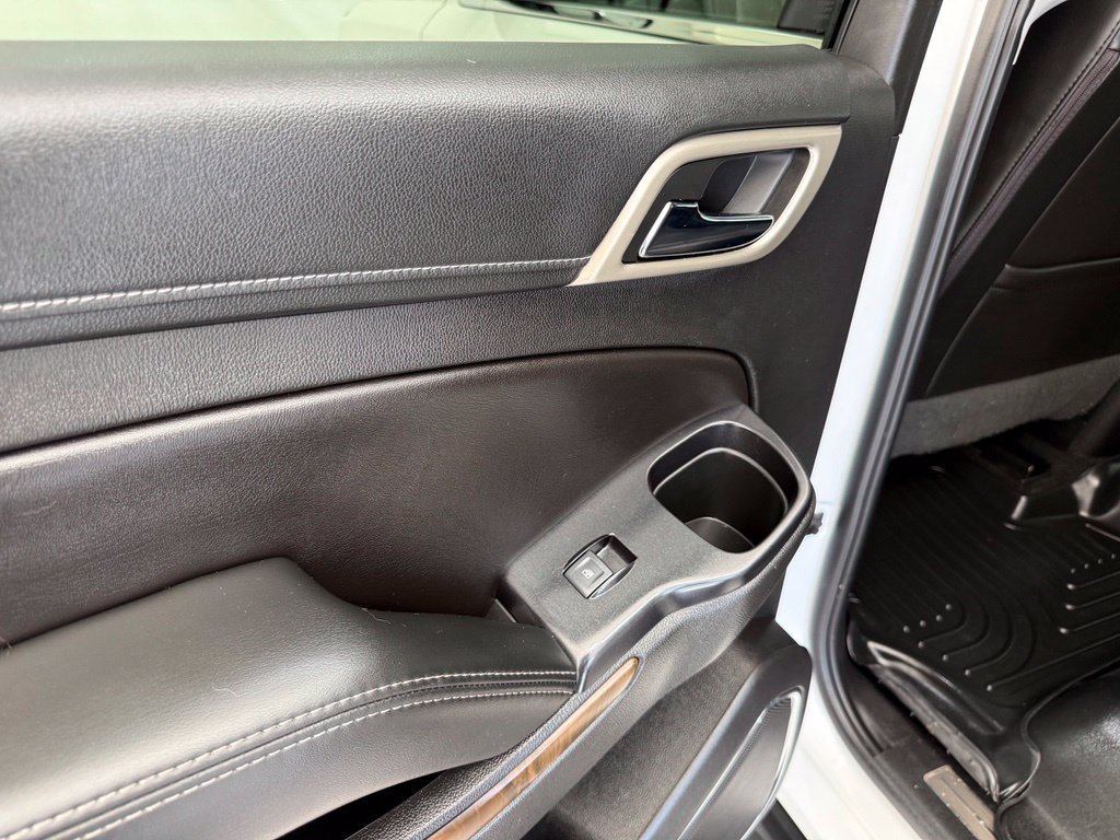 Used 2018 GMC Yukon Denali w/ Open Road Package AWD/4WD image 26