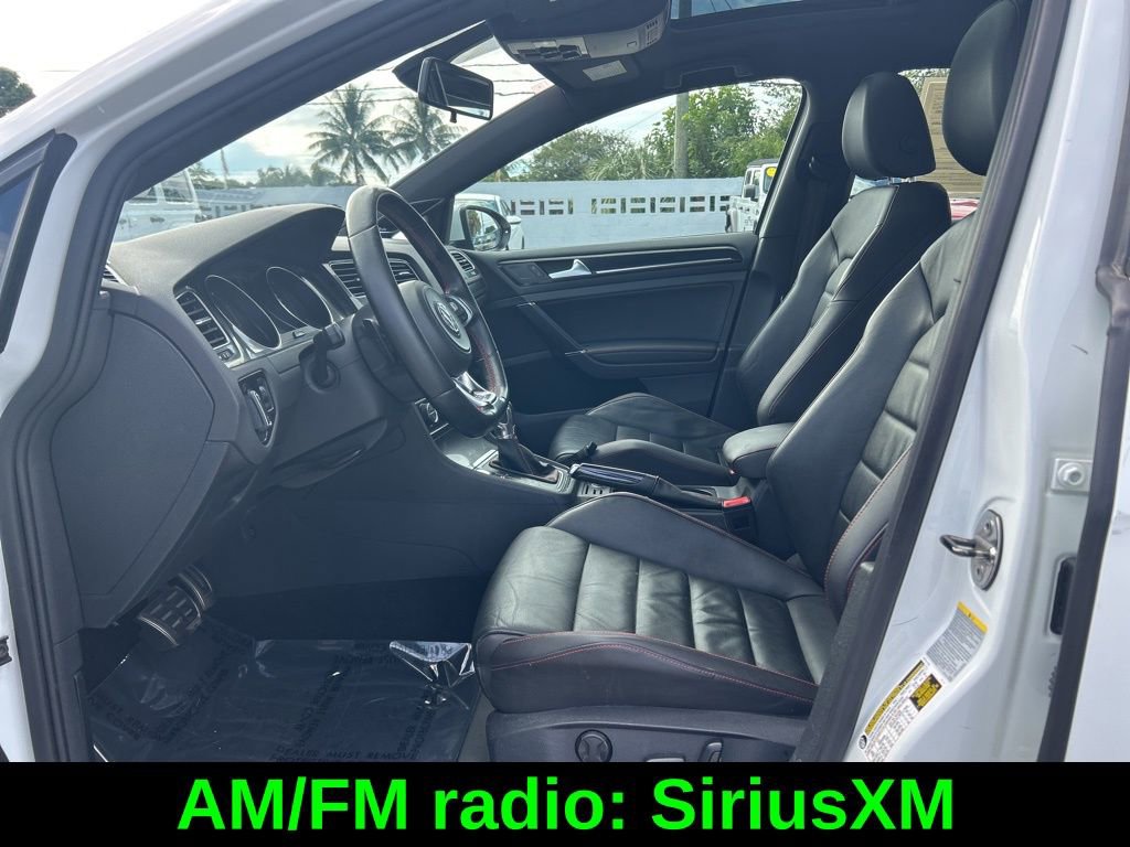 Used 2015 Volkswagen Golf 4-Door image 10