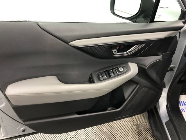 Used 2022 Subaru Outback Premium image 12