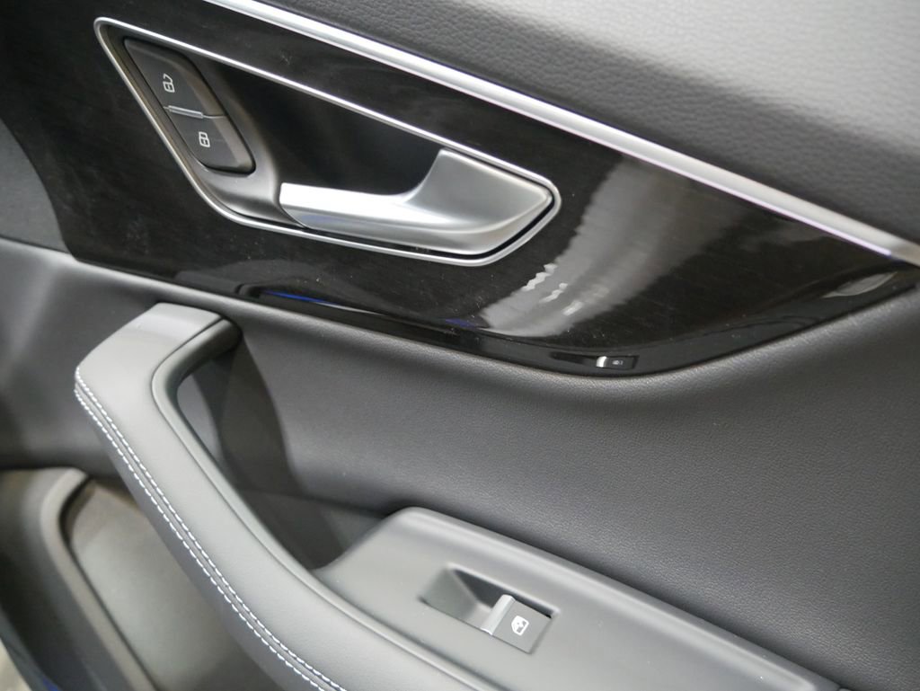 New 2026 Audi Q7 Premium Plus image 27