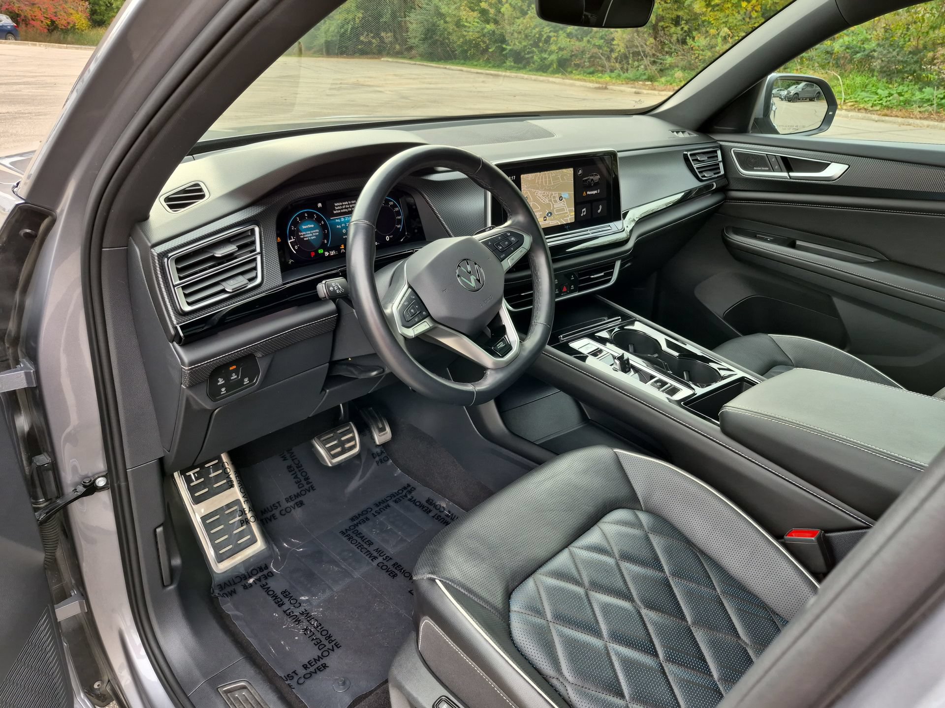 Used 2024 Volkswagen Atlas Cross Sport SEL Premium R-Line AWD/4WD image 12