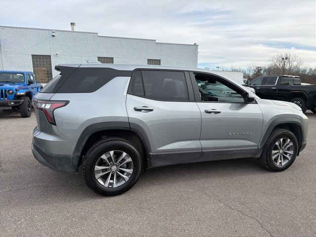 Used 2025 Chevrolet Equinox LT image 16
