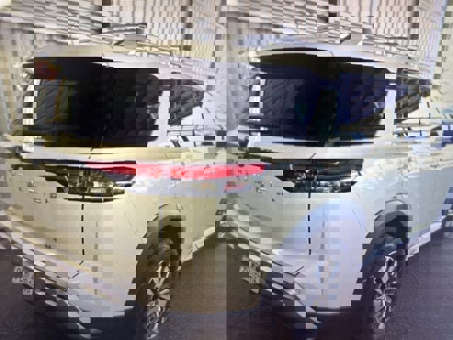 Certified 2024 Nissan Pathfinder SL image 8