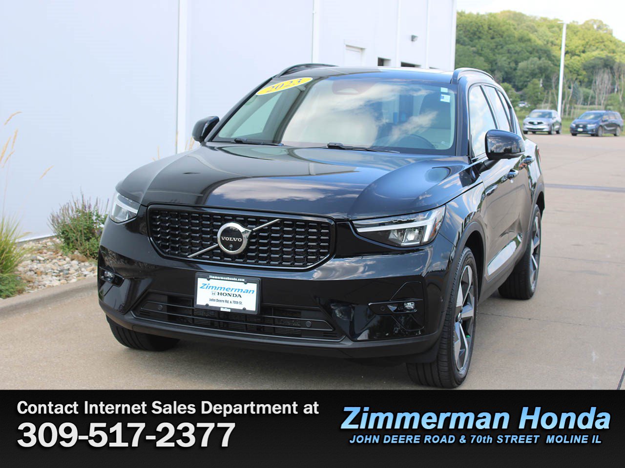 Used 2023 Volvo XC40 B4 Ultimate FWD image 24