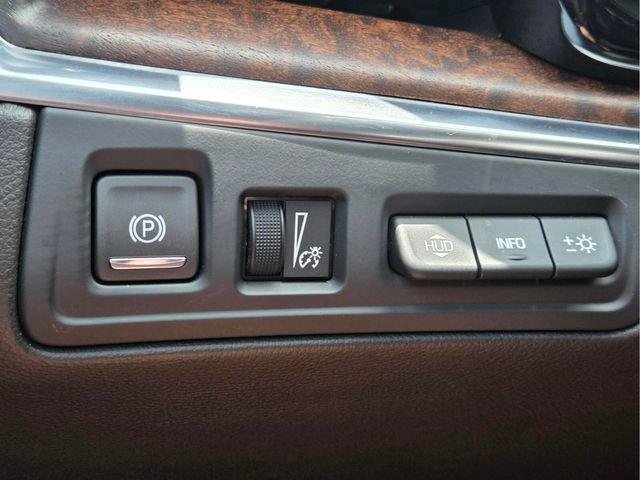 Certified 2023 Cadillac XT5 Premium Luxury w/ Technology Package FWD image 32