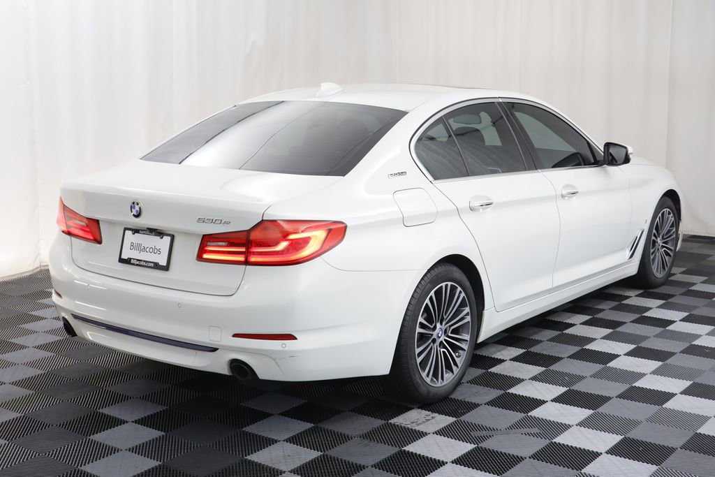Used 2018 BMW 530e xDrive image 21