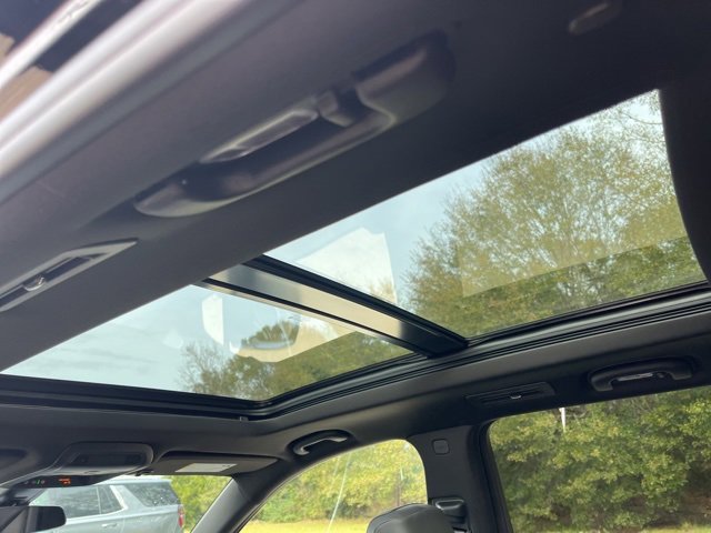 New 2025 Cadillac XT6 Sport w/ LPO, Floor Liner Package image 32