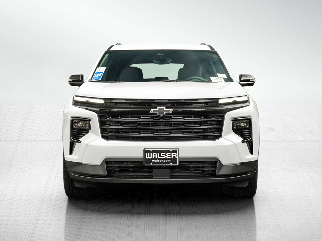 New 2026 Chevrolet Traverse LT w/ Midnight/Sport Edition image 2