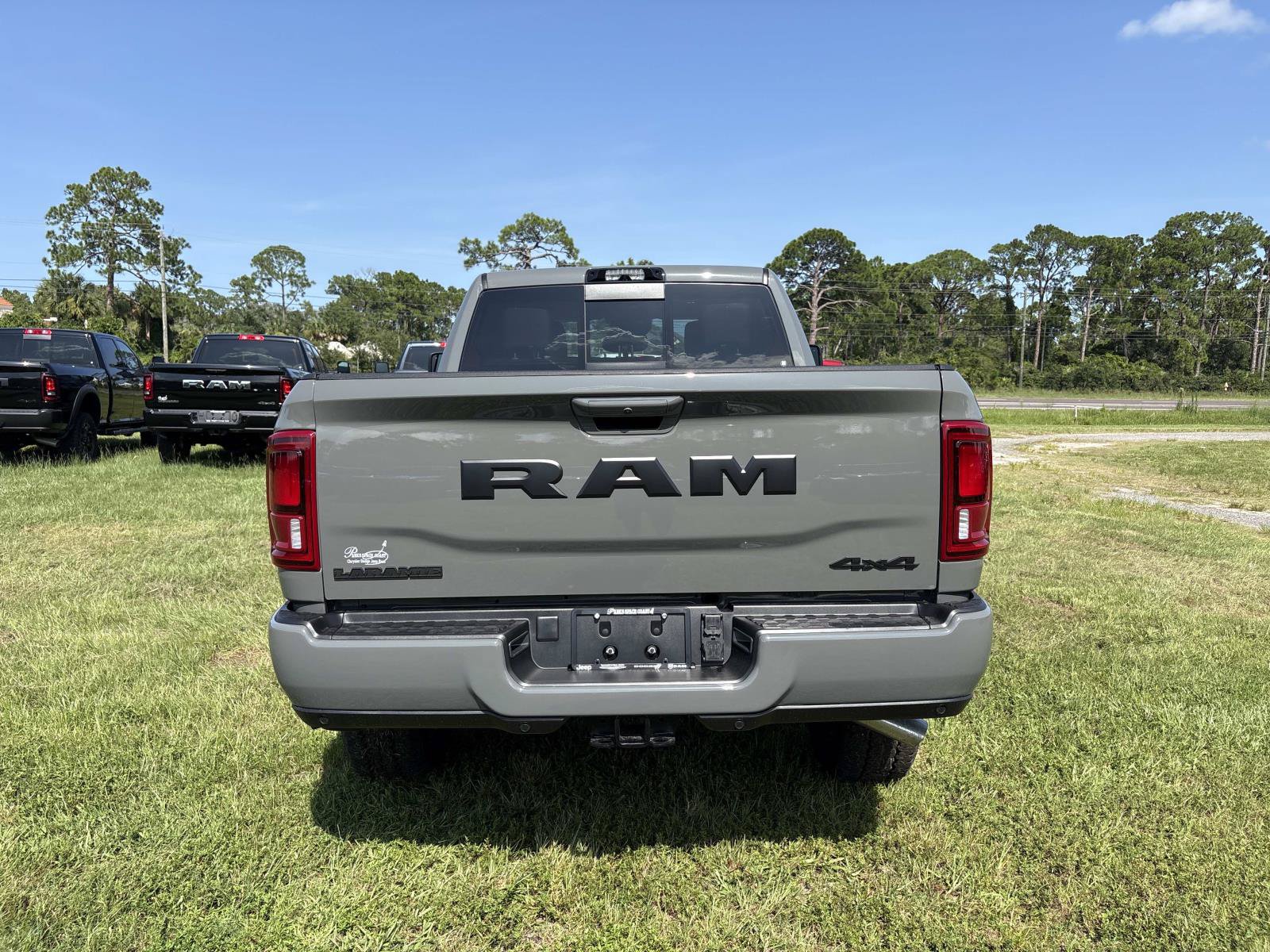 New 2026 RAM 2500 Laramie w/ Night Edition AWD/4WD image 4