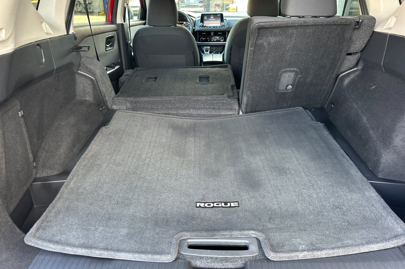Used 2023 Nissan Rogue S FWD image 18
