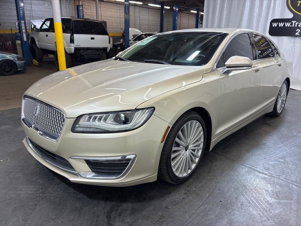 Used 2017 Lincoln MKZ Reserve w/ Climate Package FWD image 3