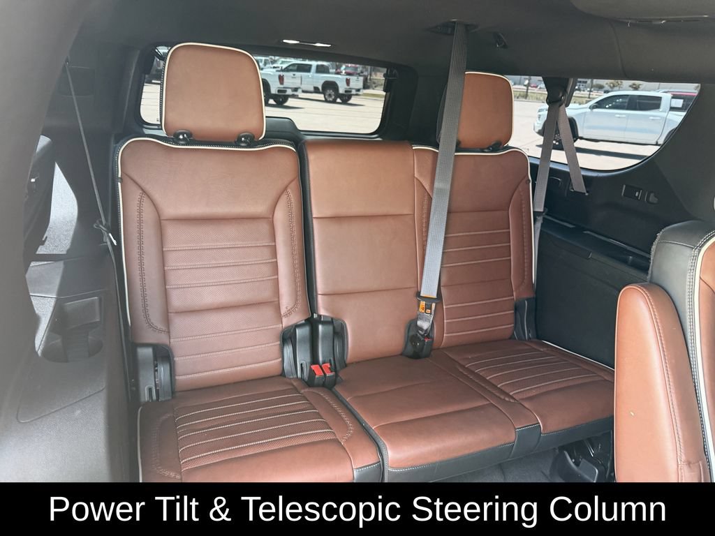 Used 2024 GMC Yukon XL Denali Ultimate AWD/4WD image 38