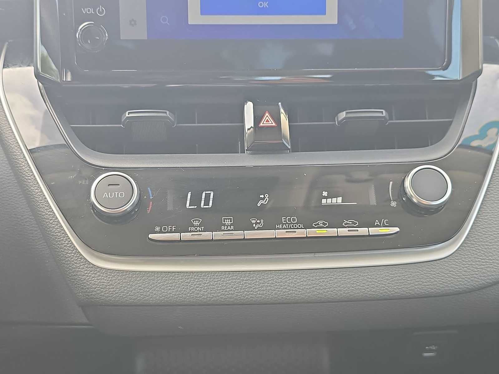 Used 2023 Toyota Corolla LE image 17
