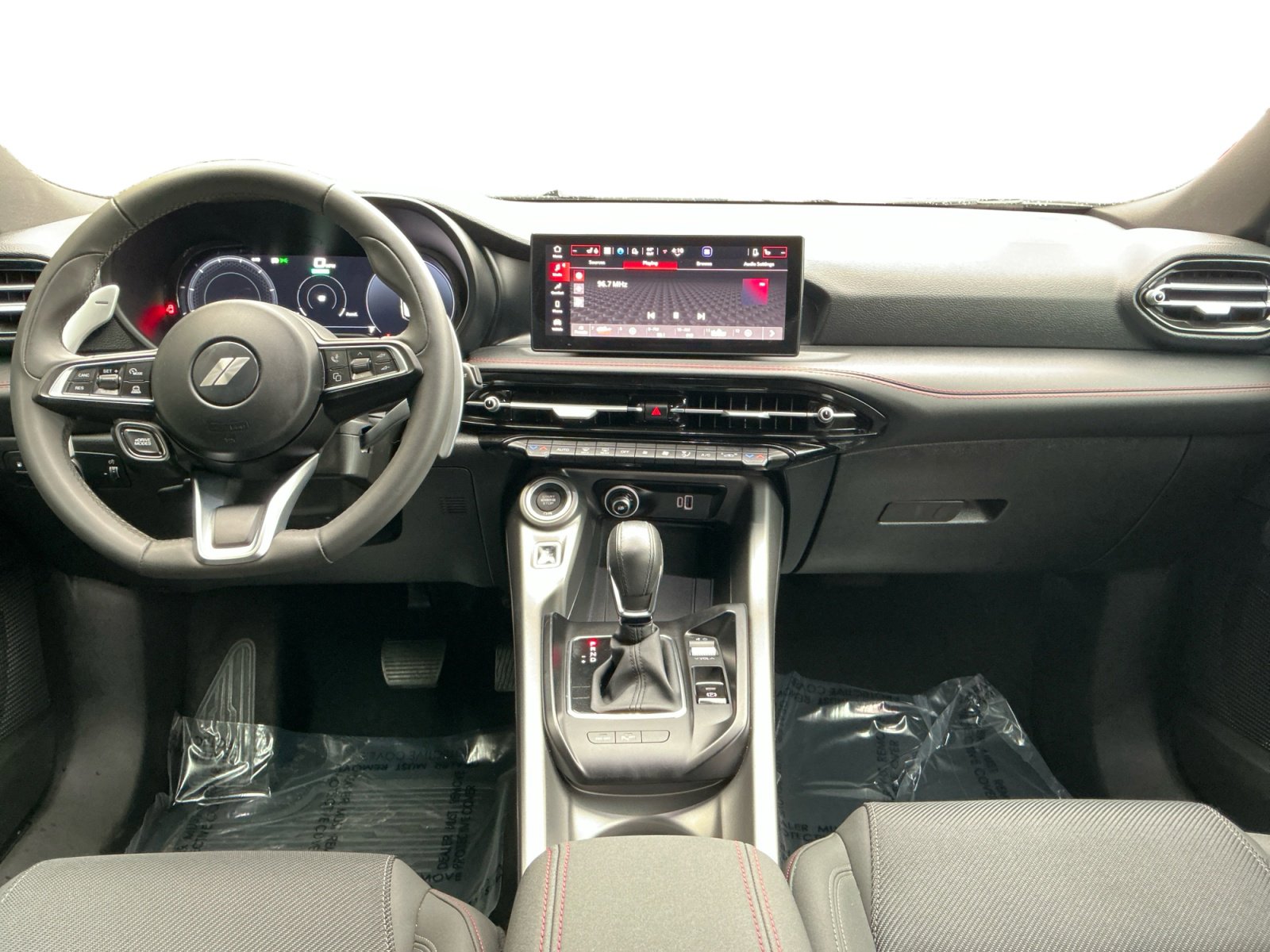 Used 2024 Dodge Hornet R/T image 11