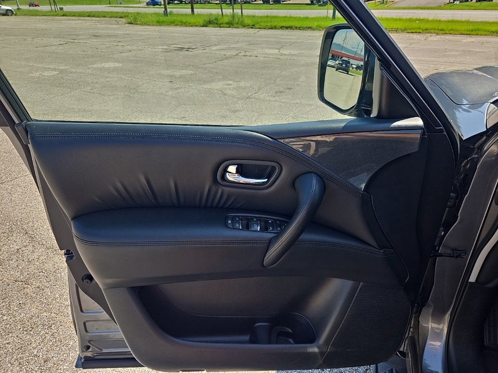 Used 2022 Nissan Armada SV RWD image 17