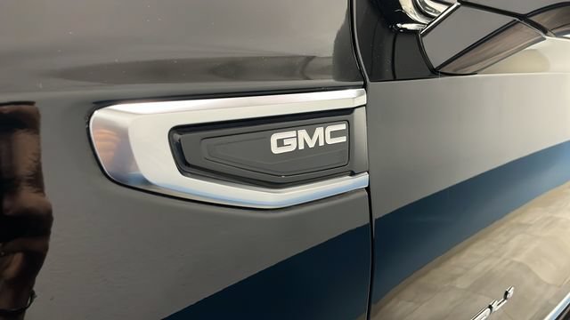 Used 2021 GMC Yukon XL Denali w/ Denali Premium Package AWD/4WD image 45