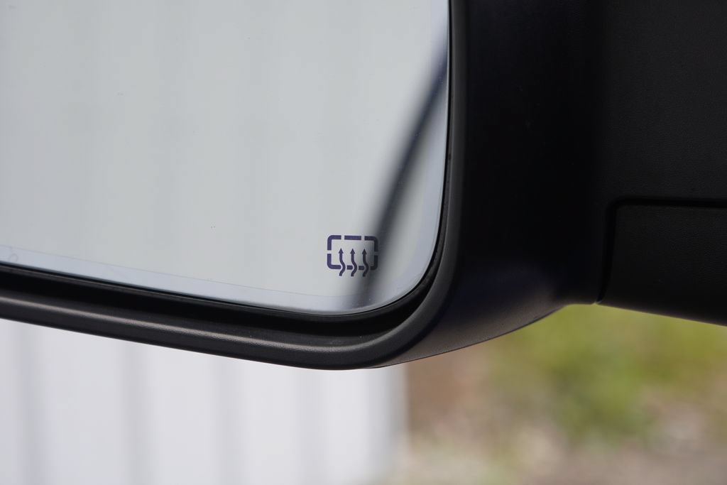 Used 2019 RAM 1500 Laramie AWD/4WD image 38