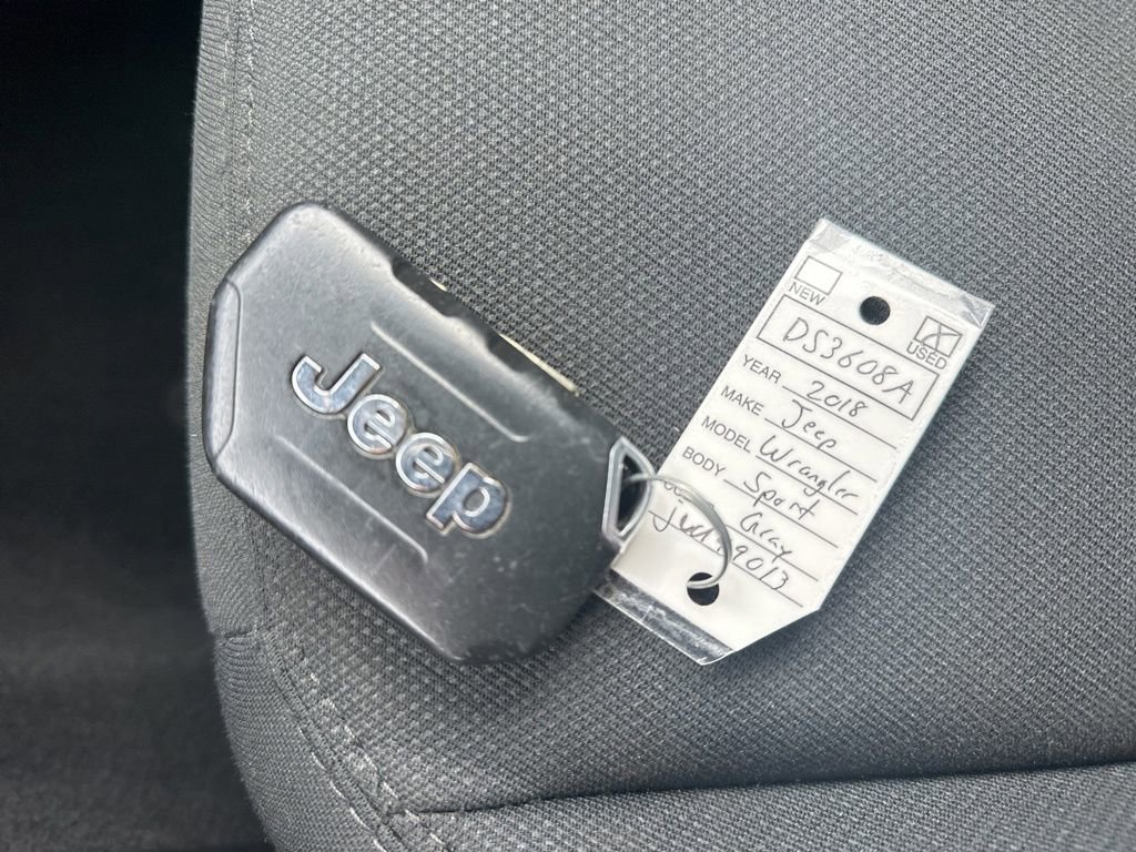 Used 2018 Jeep Wrangler Sport image 28