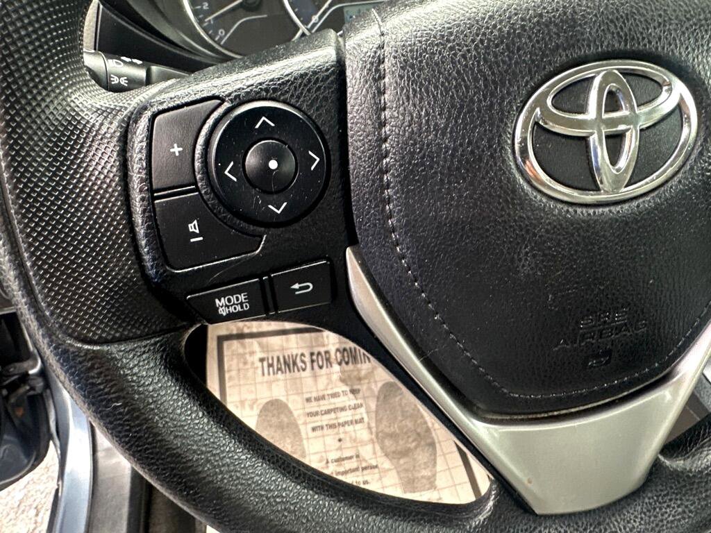 Used 2016 Toyota Corolla LE image 33