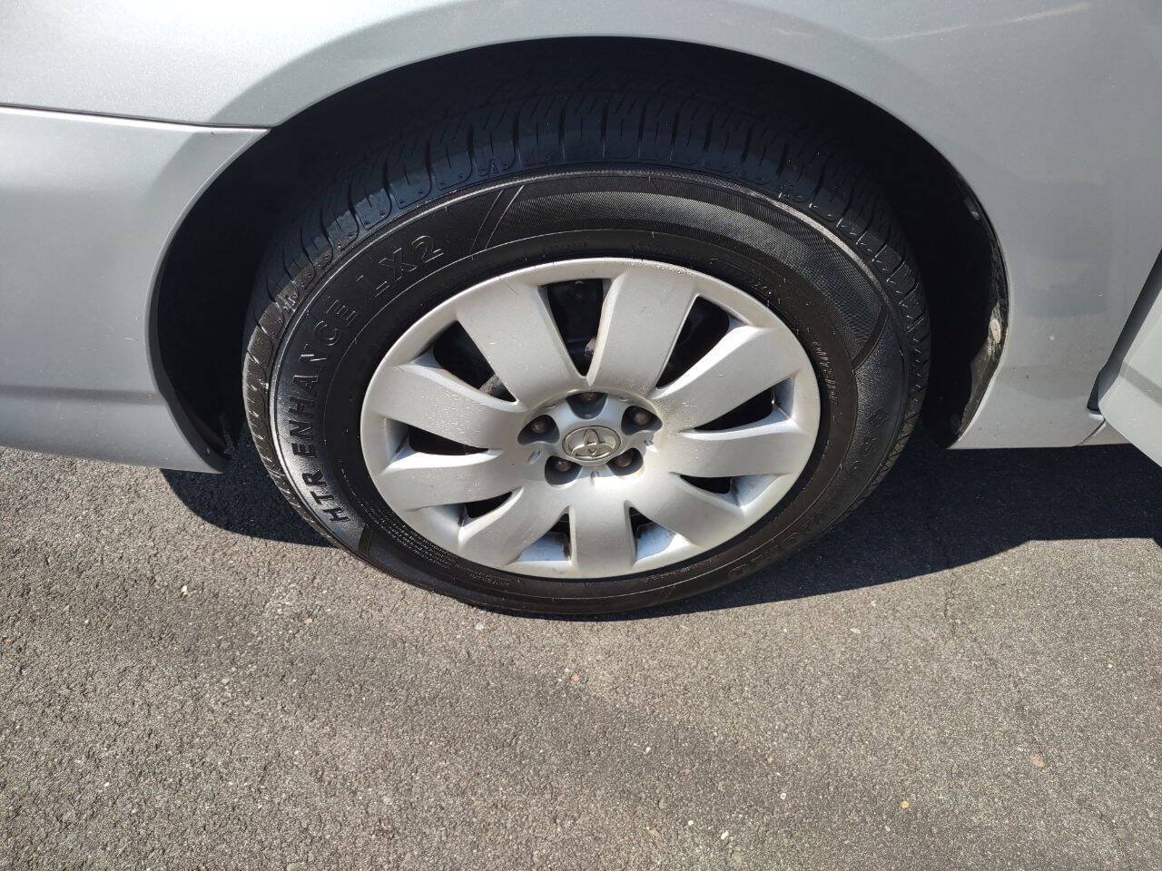 Used 2008 Toyota Corolla LE FWD image 25