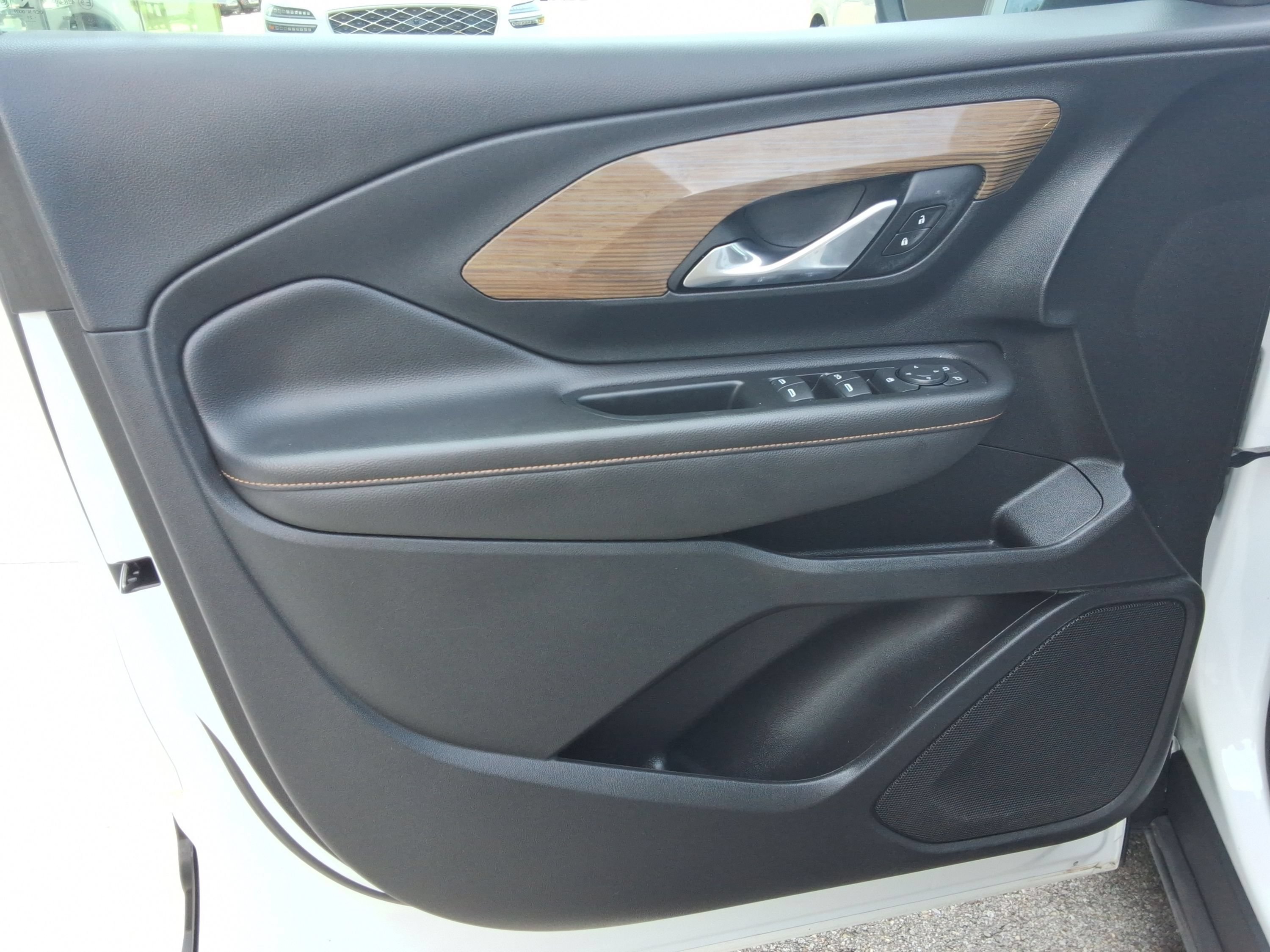 Used 2021 GMC Terrain SLE w/ Elevation Edition FWD image 22