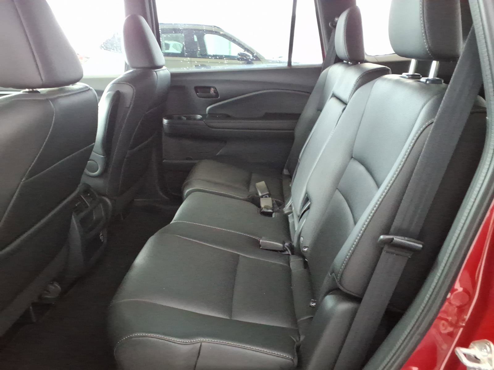 Certified 2023 Honda Passport EX-L image 13