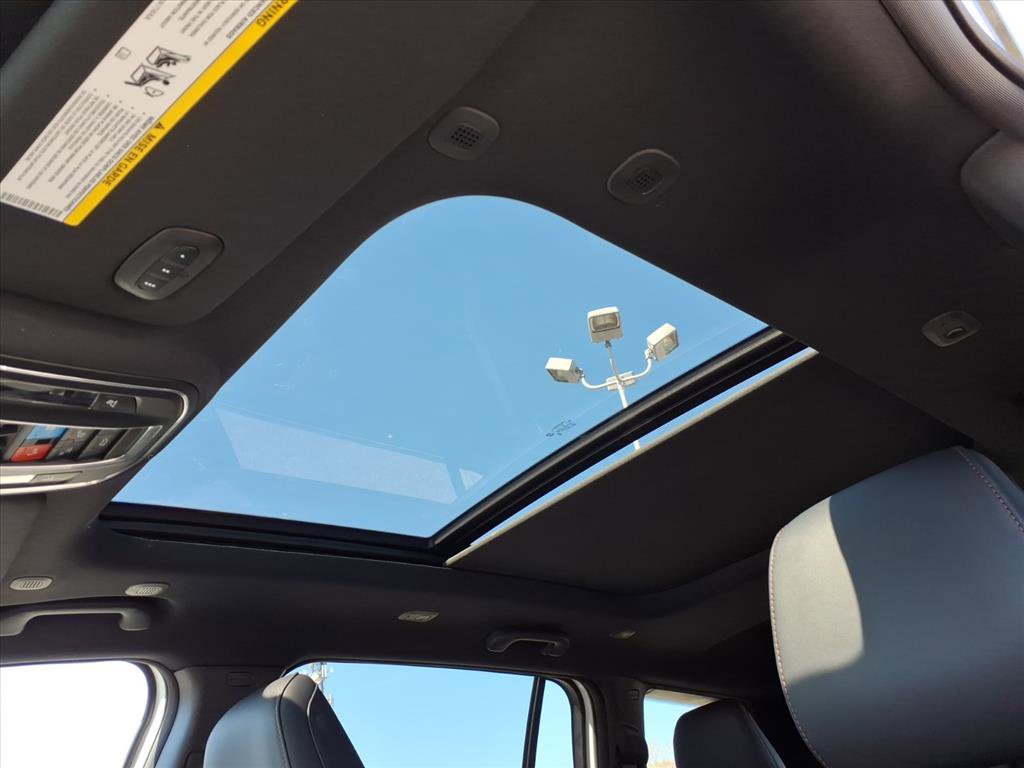 New 2026 Jeep Cherokee Overland image 12