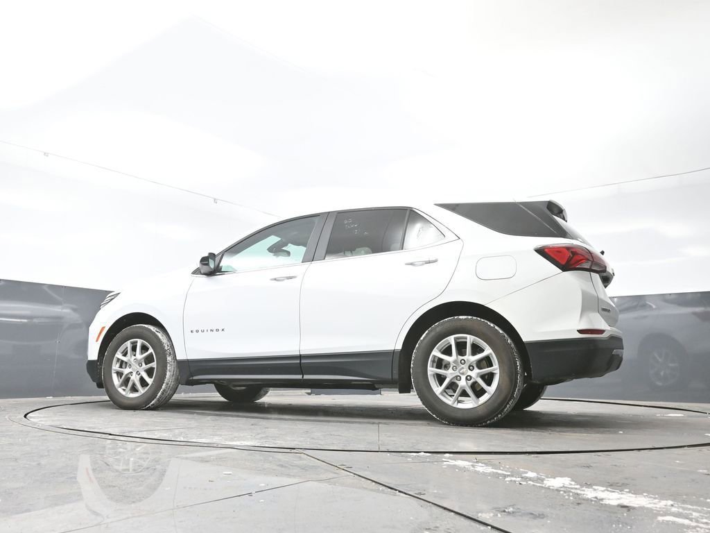 Used 2024 Chevrolet Equinox LT image 31