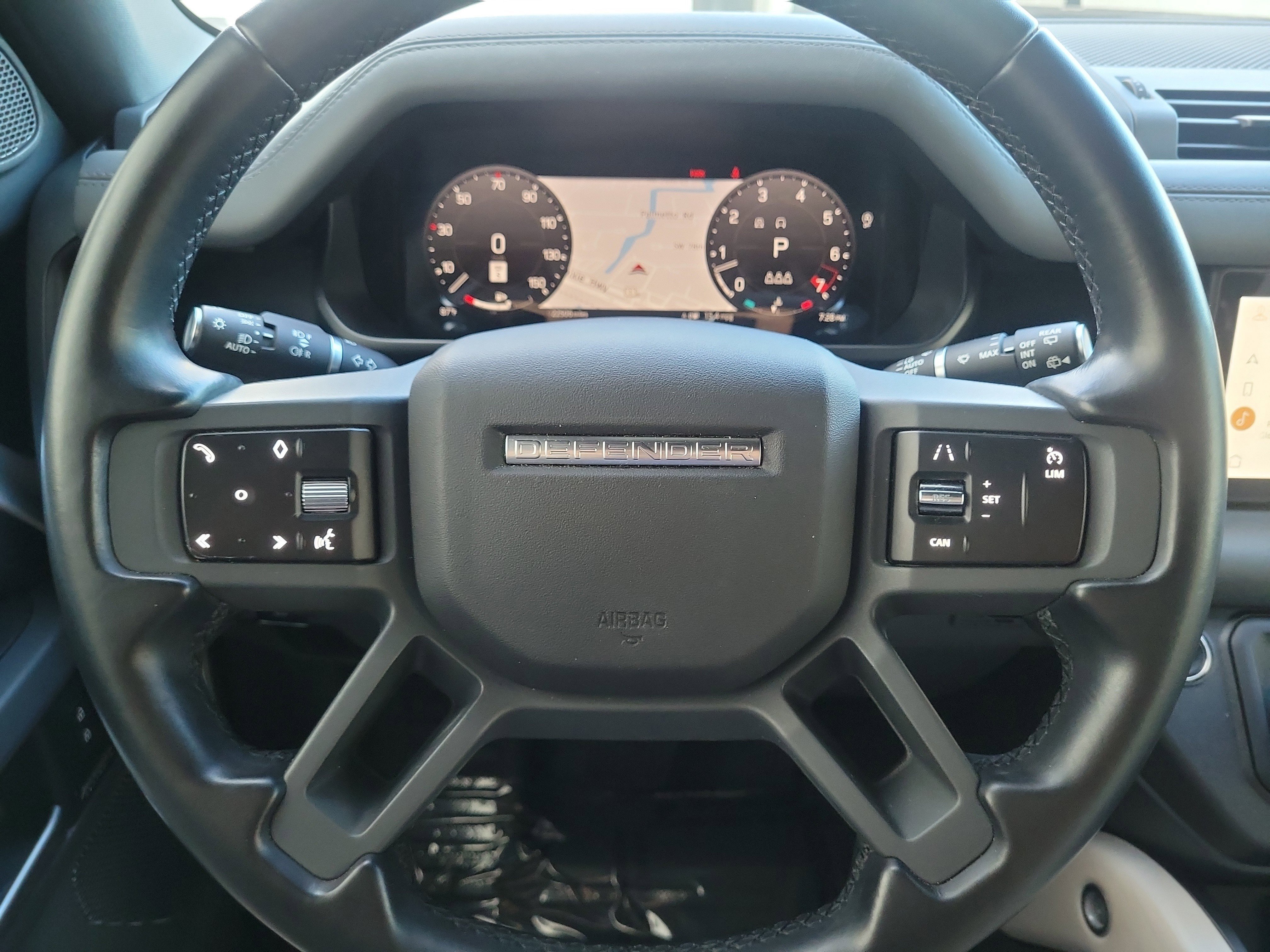 Used 2023 Land Rover Defender 110 X-Dynamic SE AWD/4WD image 22