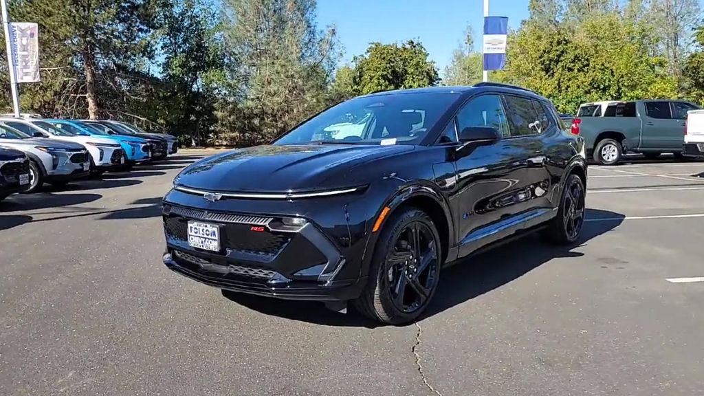 New 2026 Chevrolet Equinox EV RS image 4