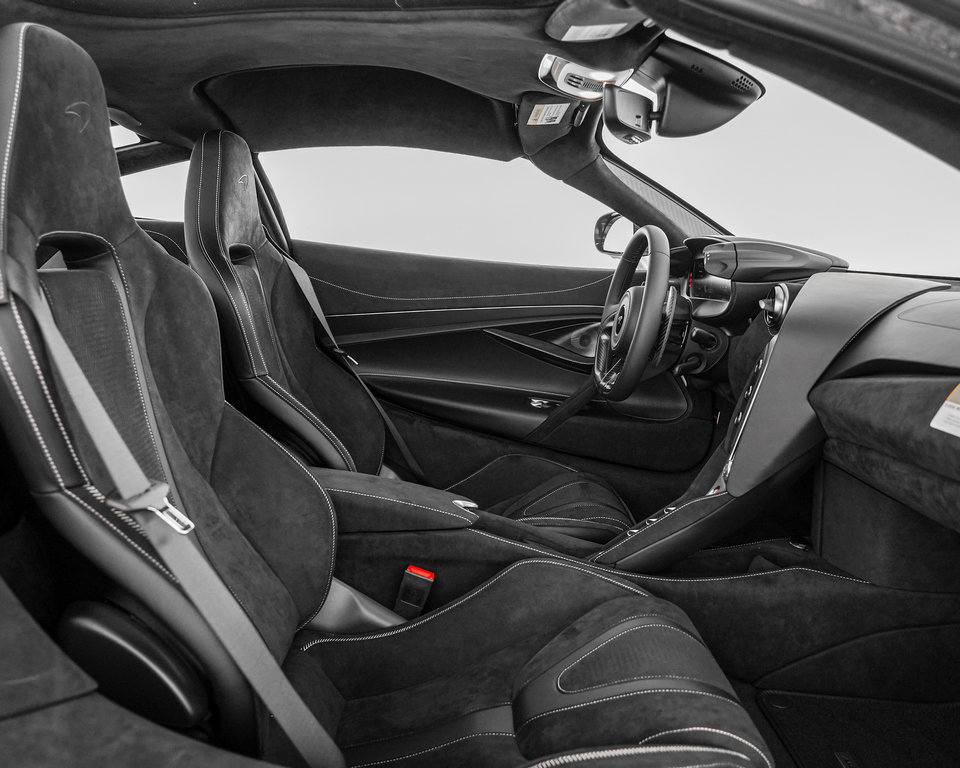 New 2027 McLaren 750S RWD image 30