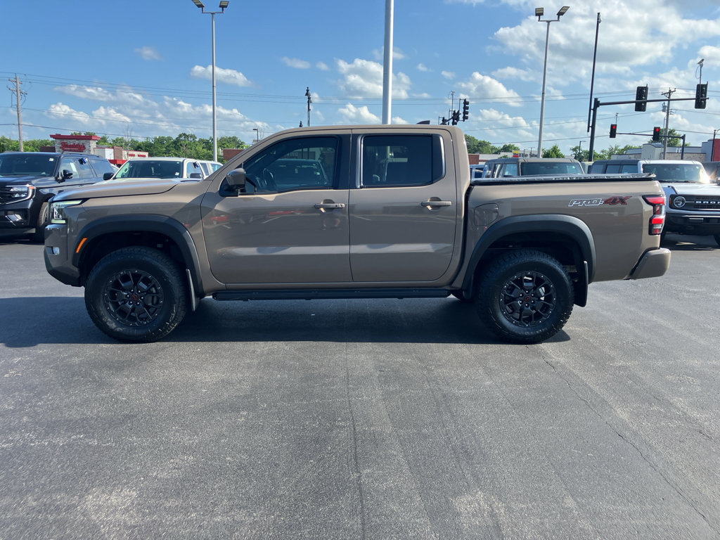 Used 2022 Nissan Frontier PRO-4X w/ Pro-4X Premium Package AWD/4WD image 3