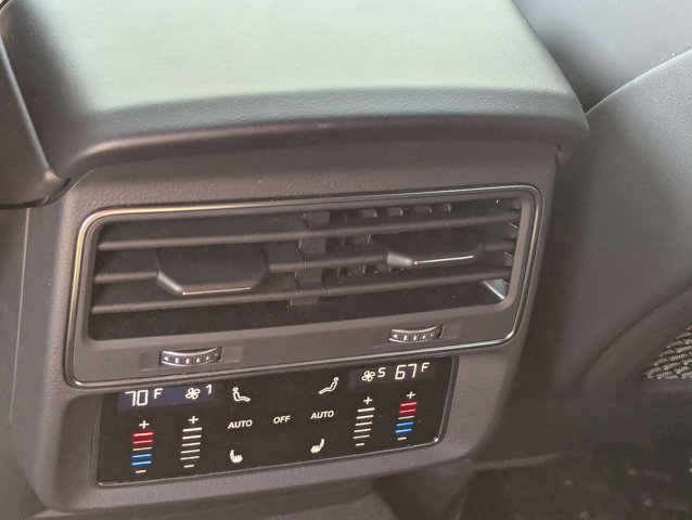 Used 2023 Audi SQ8 Prestige image 15