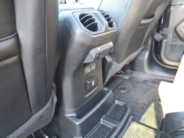 Used 2023 Jeep Wrangler Unlimited Sahara w/ Cold Weather Group image 38