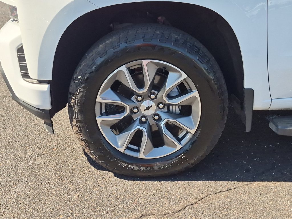 Certified 2022 Chevrolet Silverado 1500 RST AWD/4WD image 12