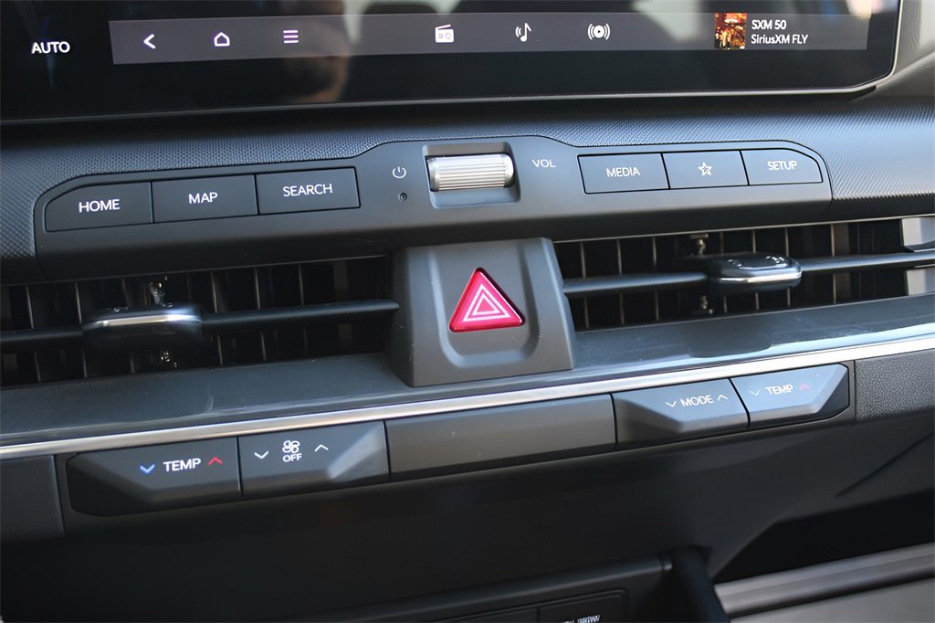 Used 2025 Kia K4 EX image 22