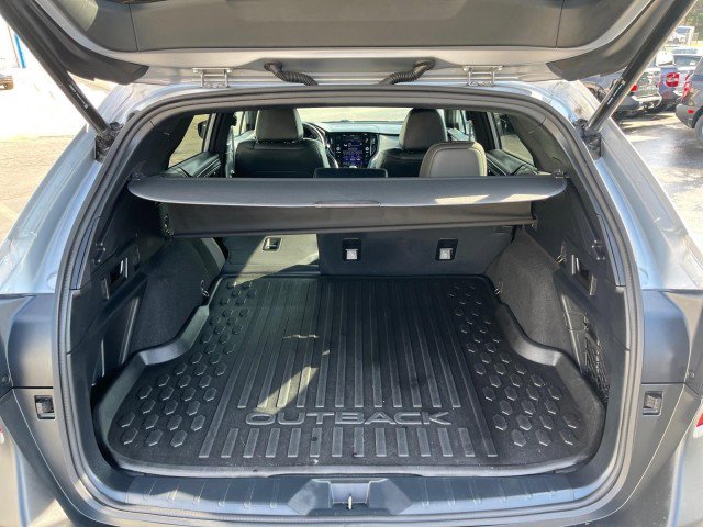 Used 2022 Subaru Outback Wilderness AWD/4WD image 10