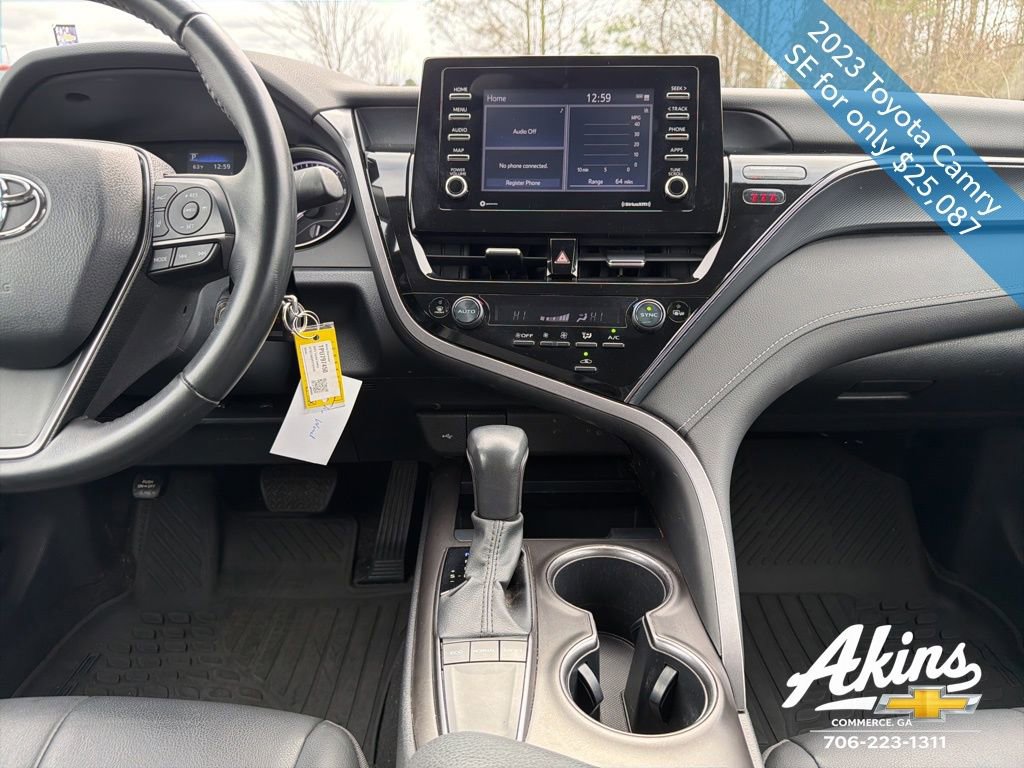 Used 2023 Toyota Camry SE image 20