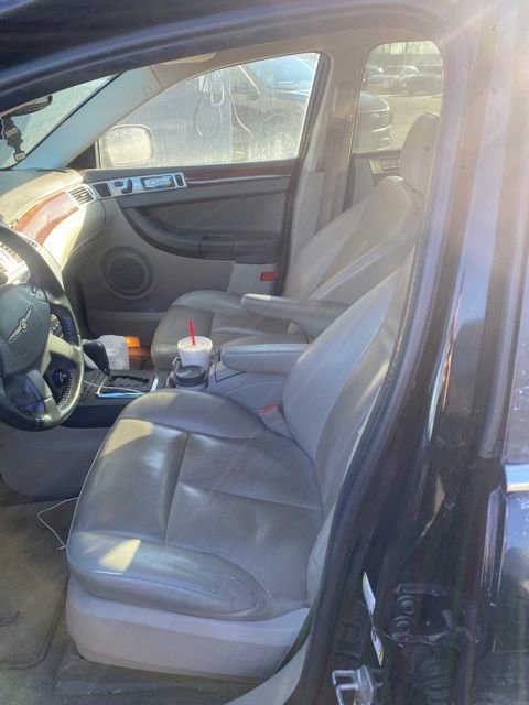 Used 2008 Chrysler Pacifica Touring image 14