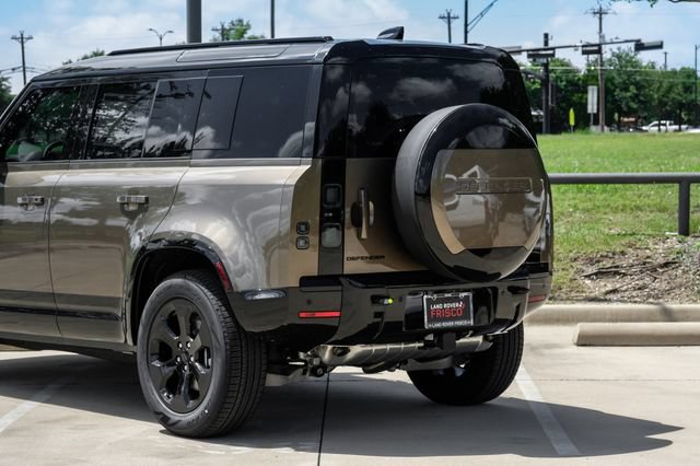 New 2026 Land Rover Defender 110 X-Dynamic SE AWD/4WD image 13