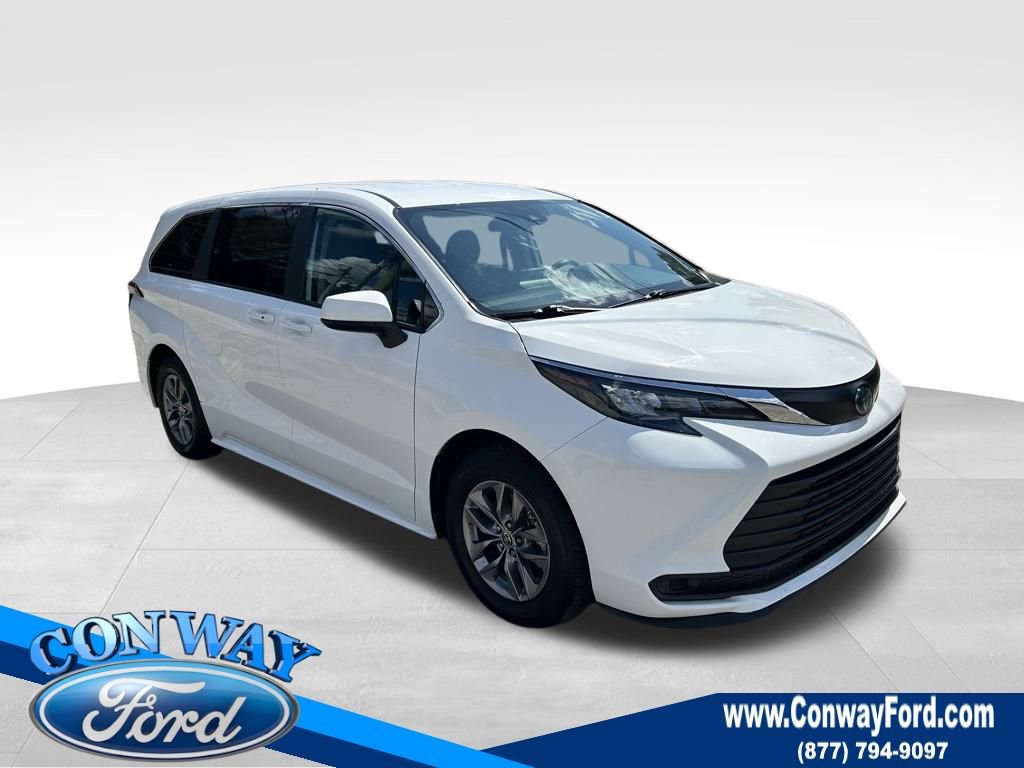 Used 2024 Toyota Sienna LE