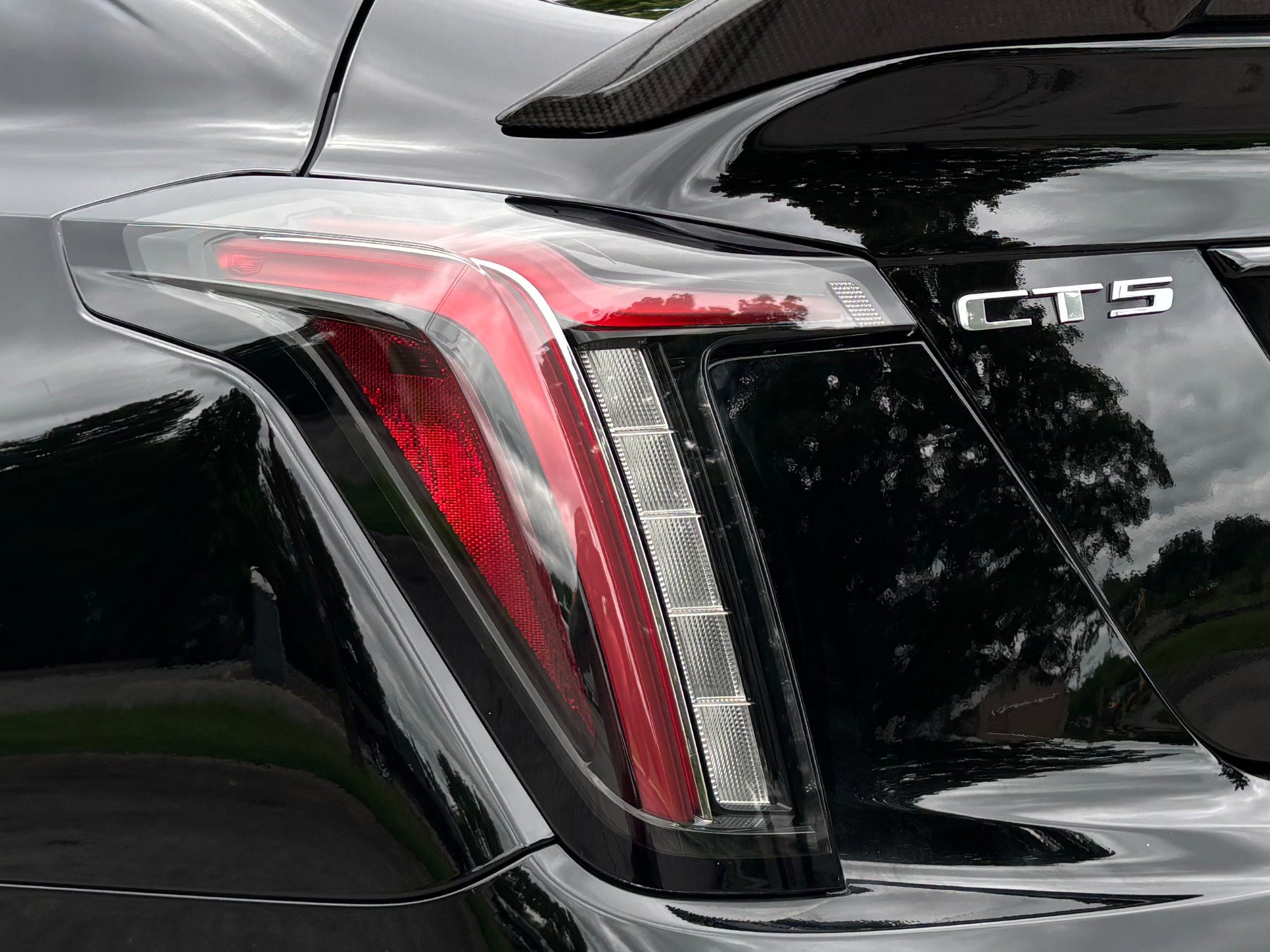 Used 2024 Cadillac CT5 V Blackwing w/ Carbon Fiber Package 2 RWD image 45