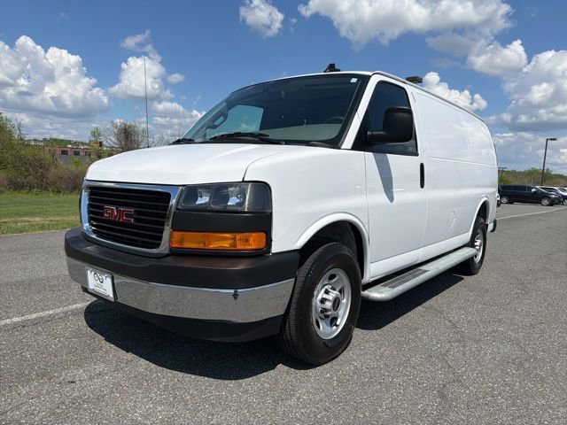 Used 2024 GMC Savana 2500 w/ Driver Convenience Package image 3