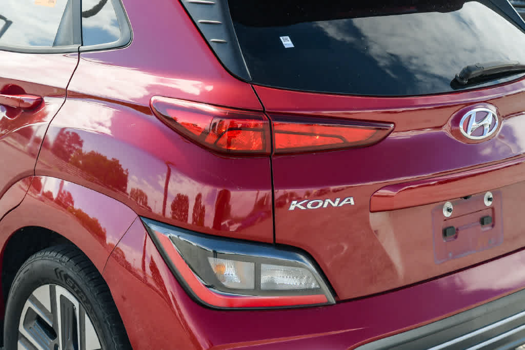 Used 2022 Hyundai Kona SEL w/ Convenience Package FWD image 7
